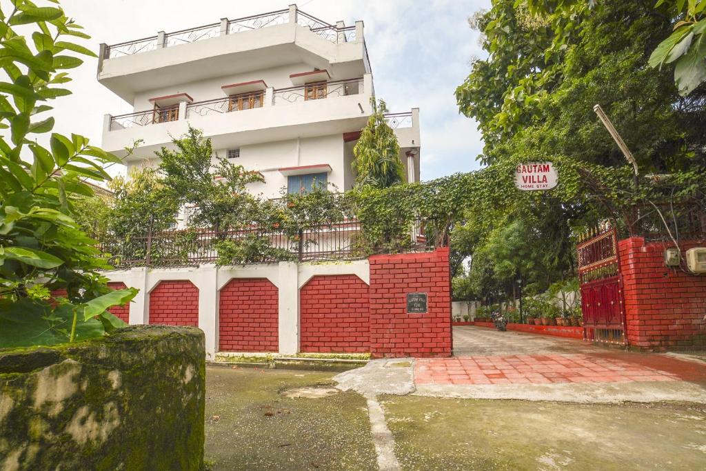 OYO Home 71857 Gautam Villa エントランス