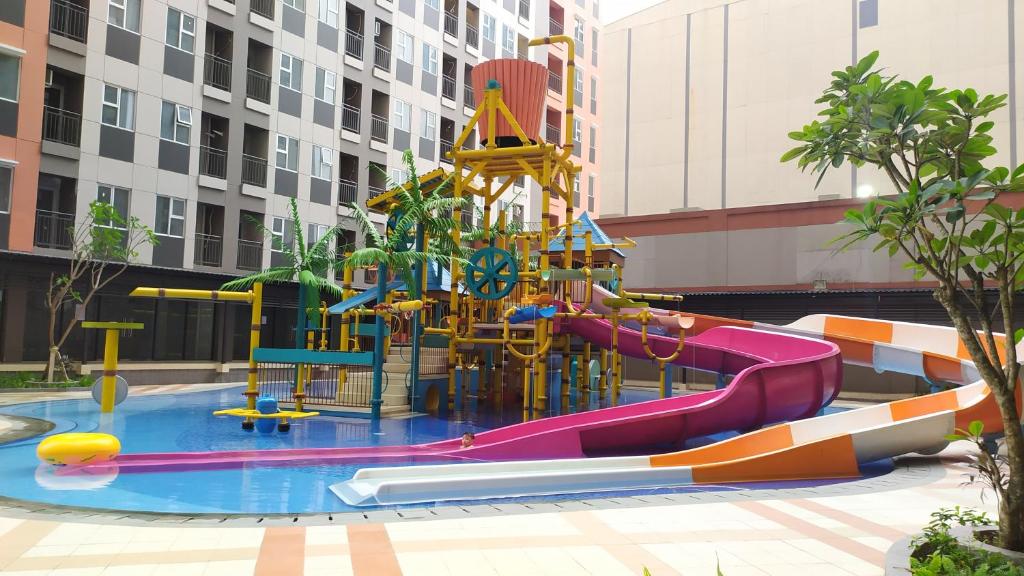 2BR Transpark Juanda Bekasi photo