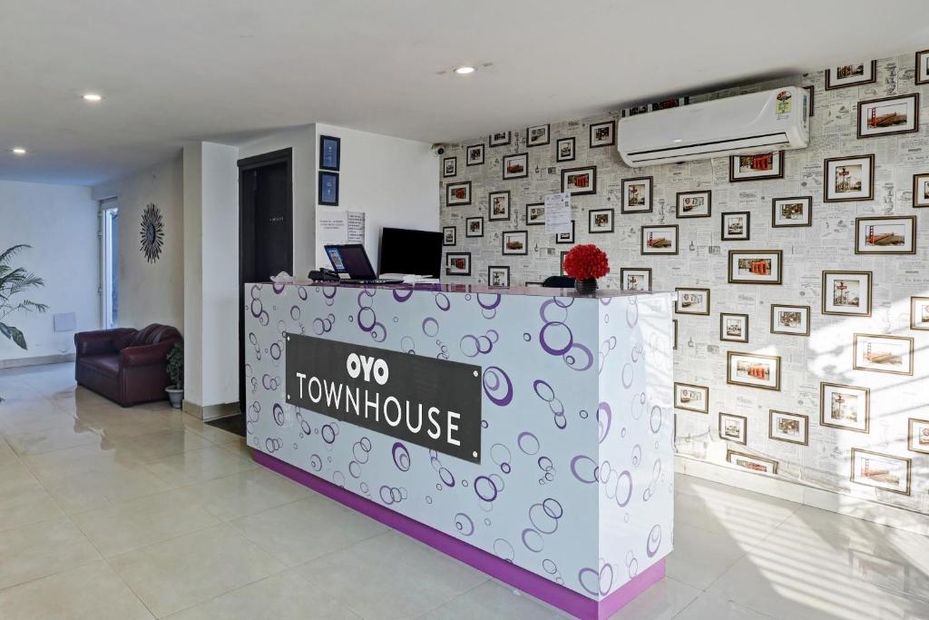 Townhouse 1179 Tipsyy 007 Near Bestech Central Square Mall