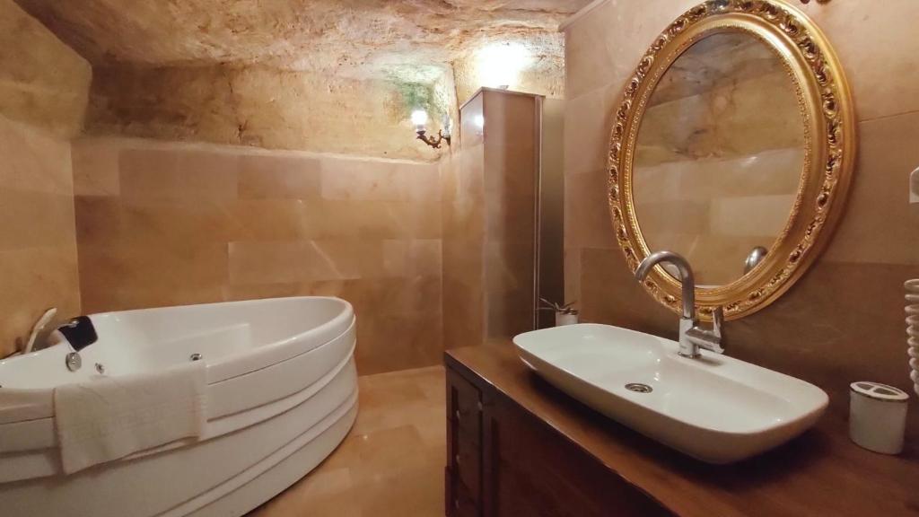 Urgup Inn Cave Hotel photo