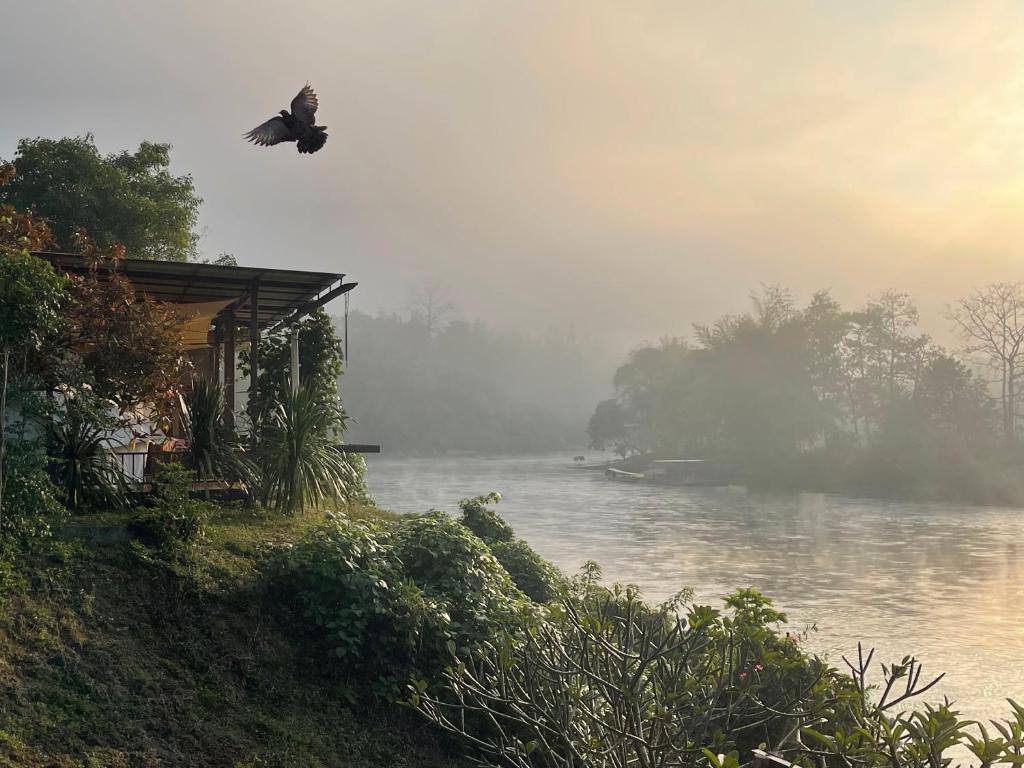 BaanRai KhunYa บ้านไร่คุณย่า — Hotel in Kanchanaburi