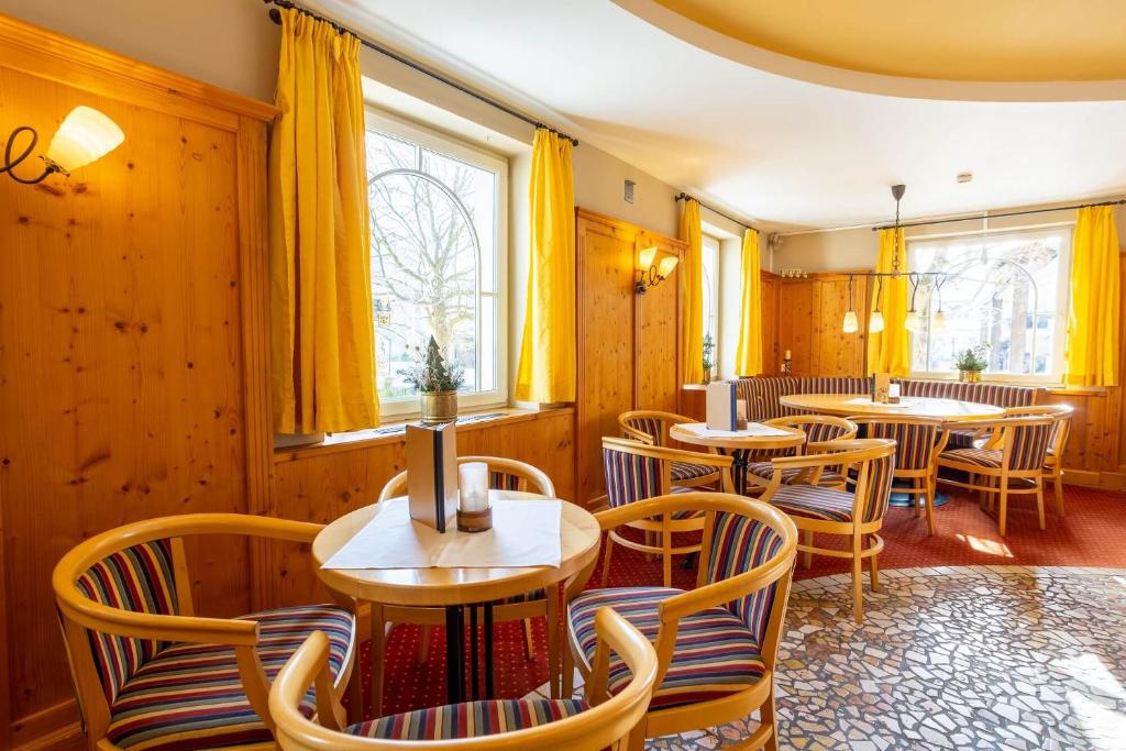 Pub/salon