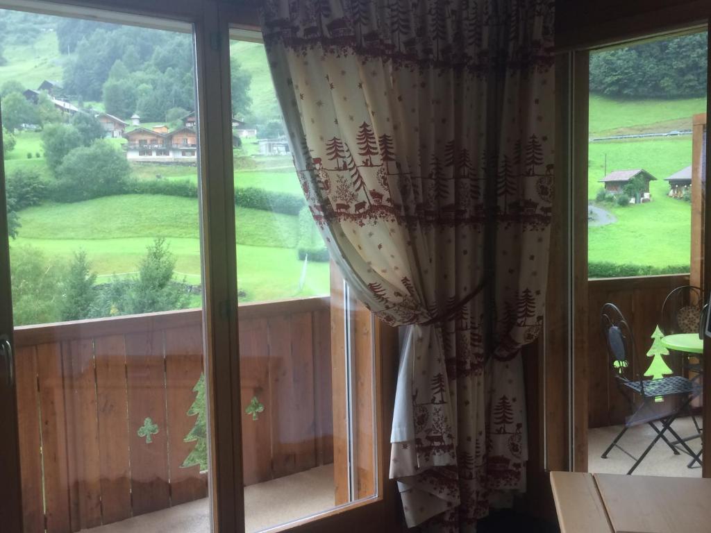 Val D’Illiez mountain apartment. - 2