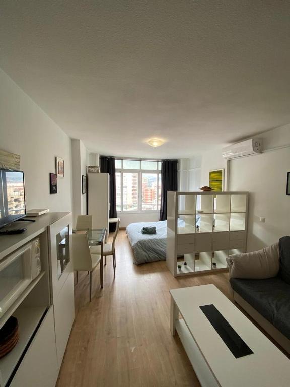 Your Perfect Stay in The Center of Torremolinos. - 2