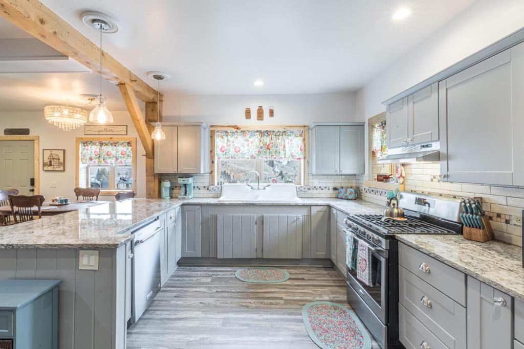 Creede Capital Cottage