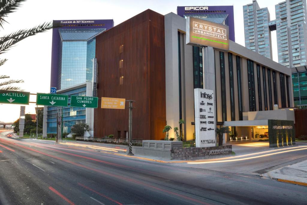 Krystal Urban Monterrey San Jeronimo - 5