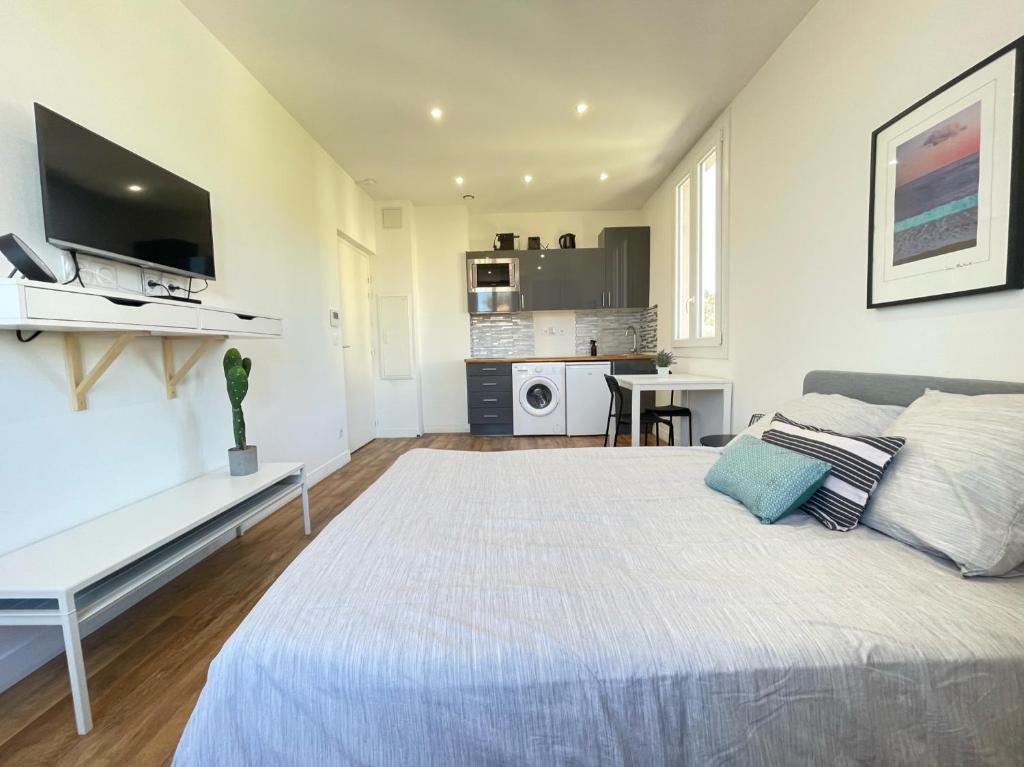 Nice Renting - CAMBRAI02 - Studio Beach Sea View - AC - Promenade des Anglais - 3