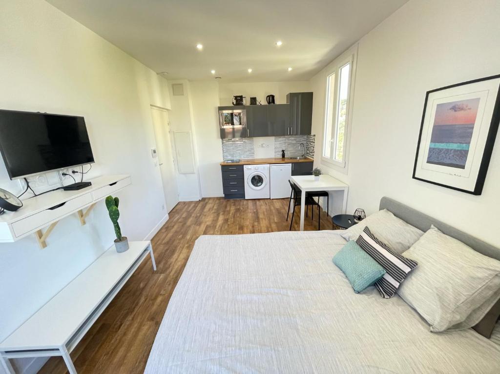 Nice Renting - CAMBRAI02 - Studio Beach Sea View - AC - Promenade des Anglais - 4