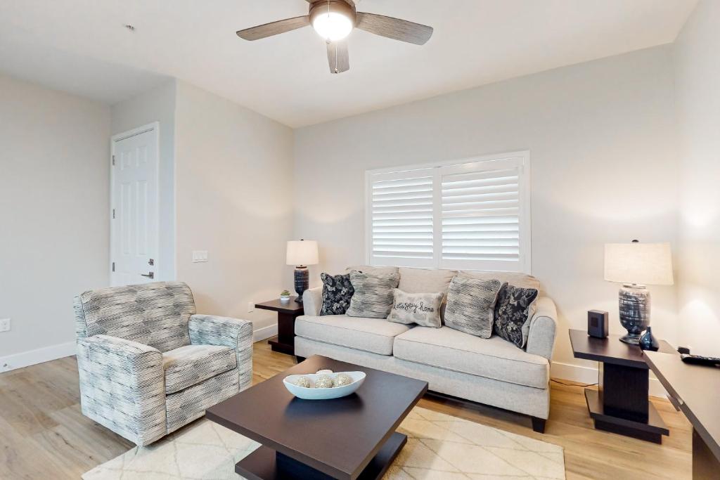 Placita Escondida #101, Tucson