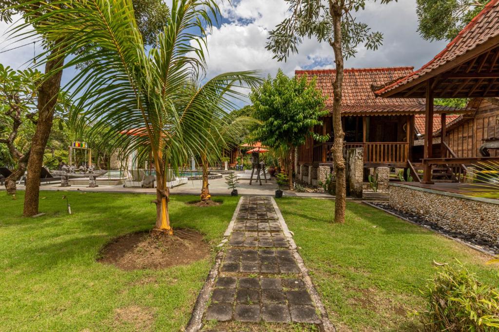 Jukung Cottage Beach Bar and Restaurant