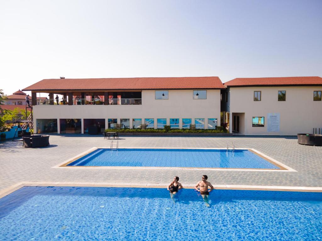 Sun Hotel and Resort photo