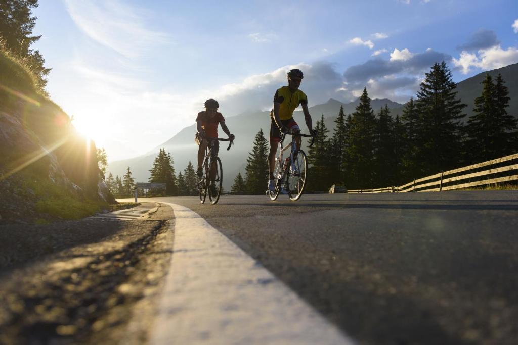 スポーツ/アクティビティ