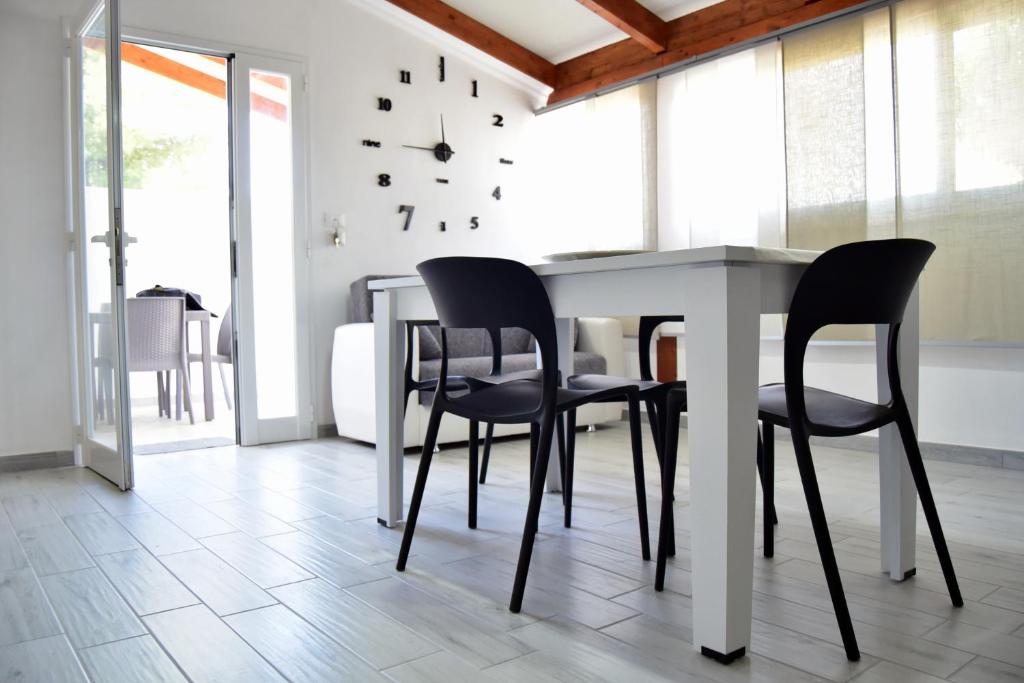 Amare Home - 1