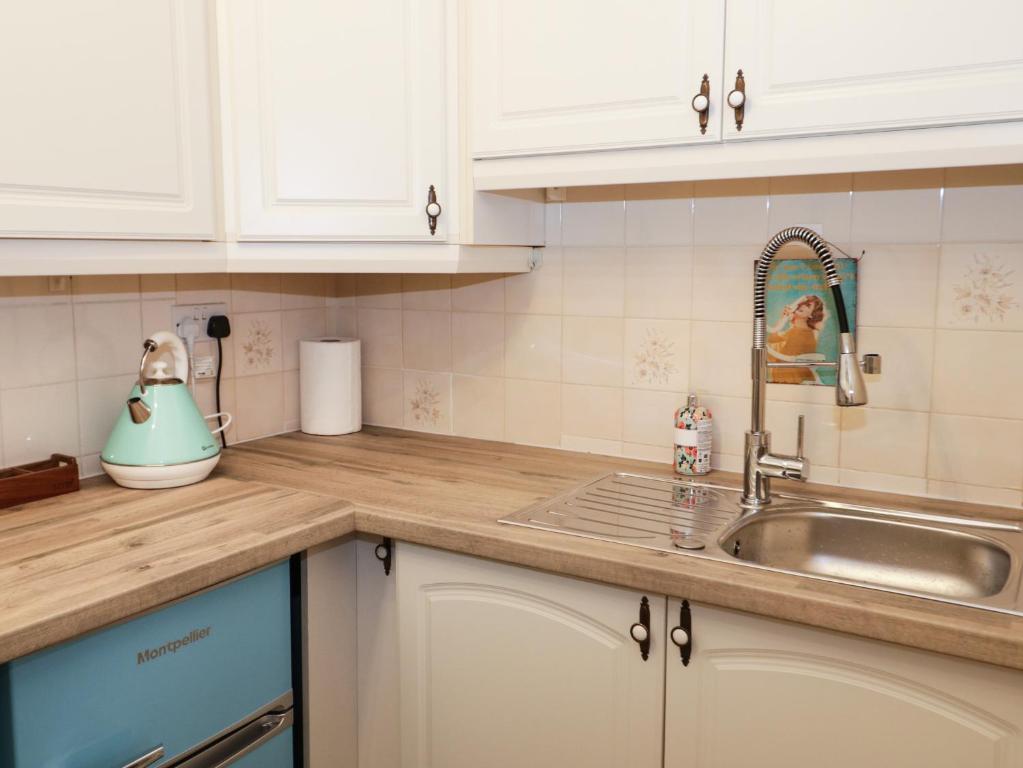 50A Lloyd Street West, Llandudno photo 5