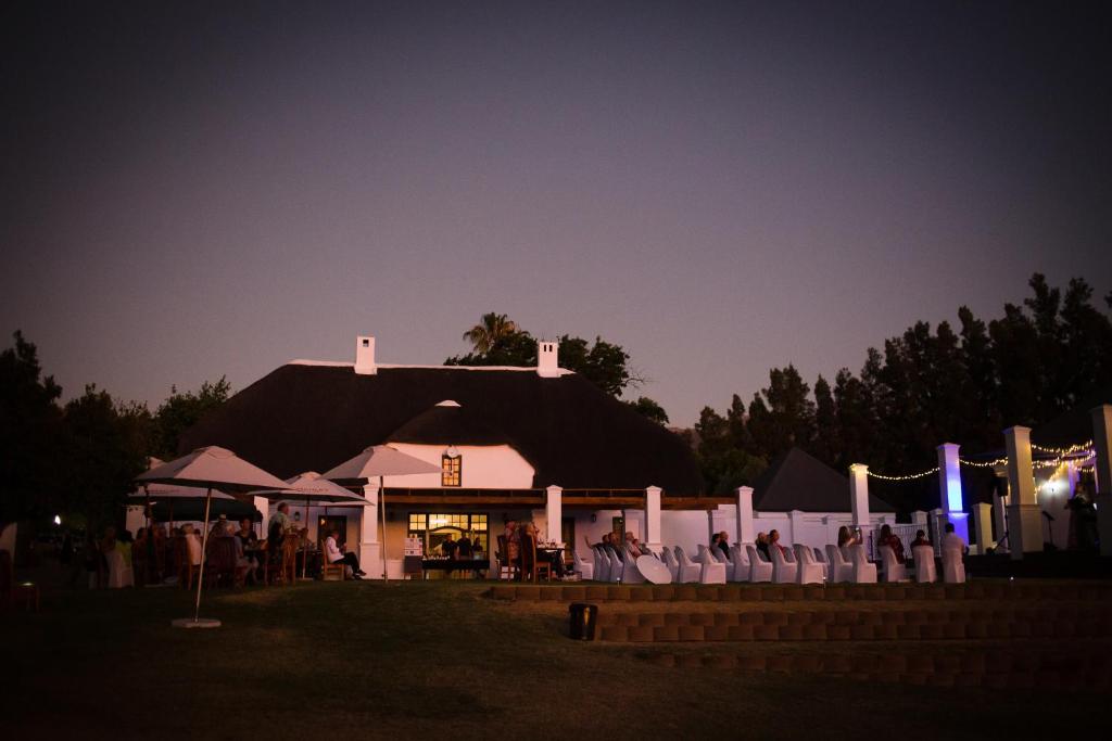 Manley Wine Lodge photo