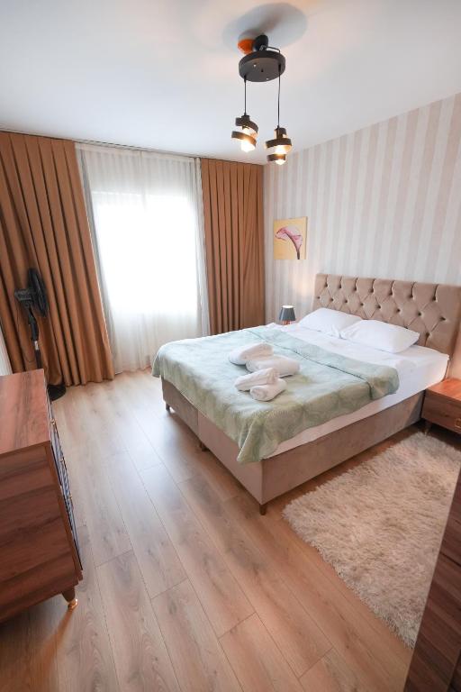 1-bedroom, nearby services, park, free wifi, free parking - SS4 photo