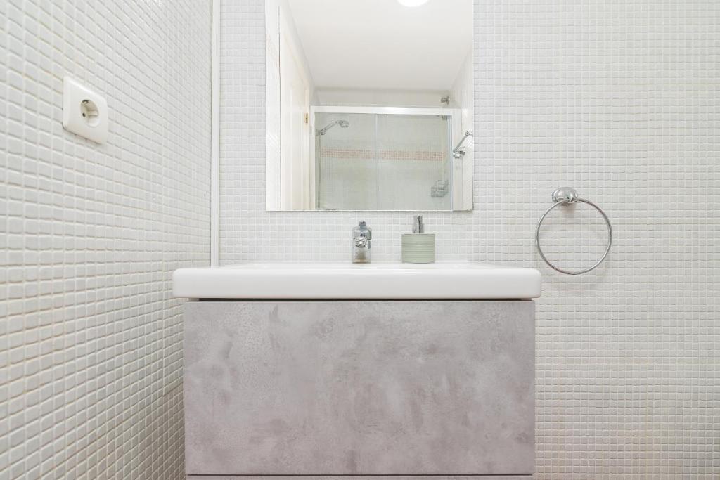 Precioso apartamento con habitacion separada en centro historico de Malaga - 4