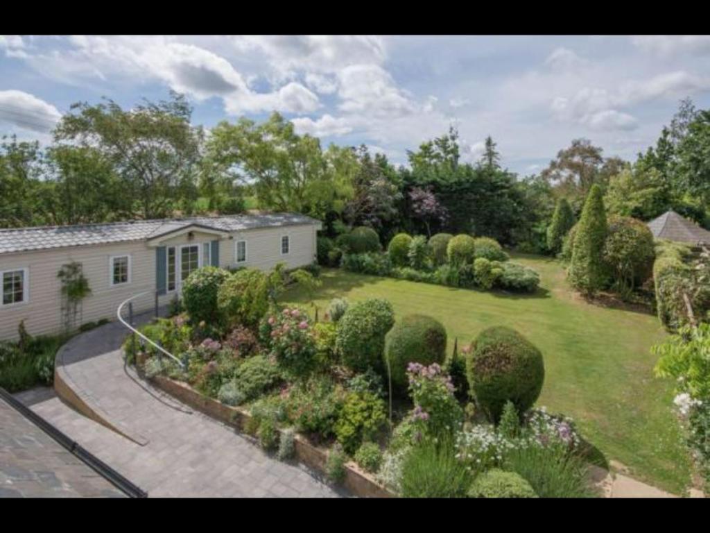 2 Bedroom Holiday Home near the Kent Coast, Birchington - pet-friendly stay