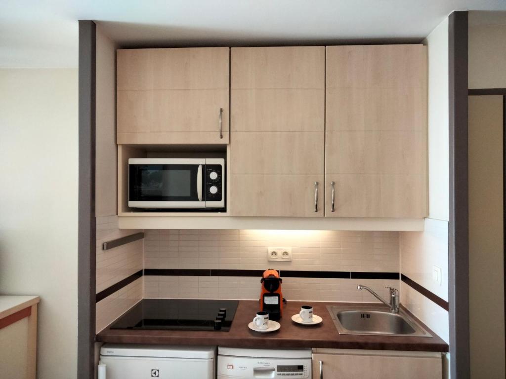 Studio Le Village - E1 121 by Interhome - 3