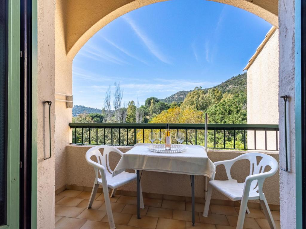 Apartment Les Mas de Pramousquier-11 by Interhome - 2