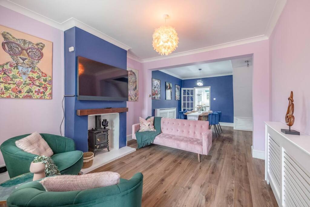 Victorian Cottage, Close 2 All The Sights, Parking, Windsor