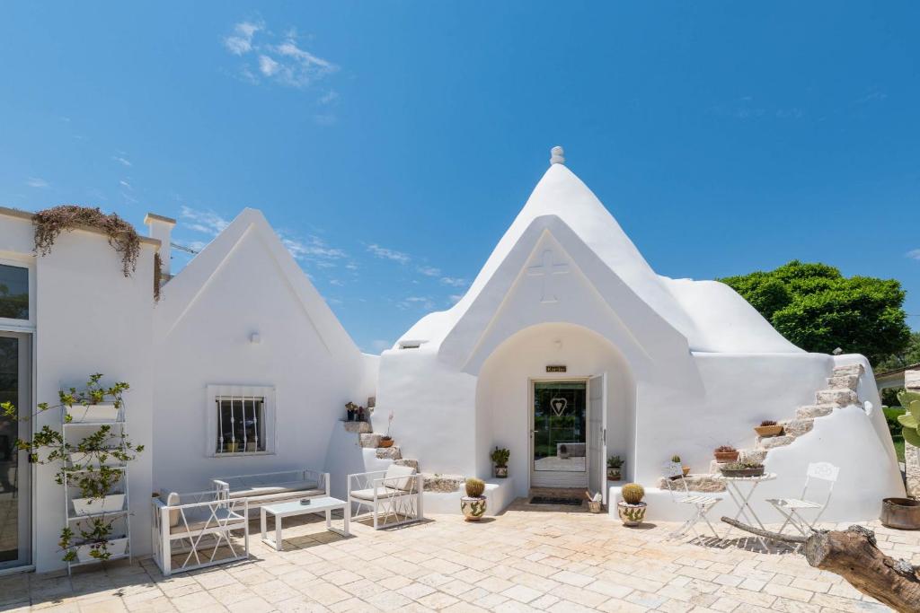 Trullo Letizia con Piscina by Wonderful Italy - 5