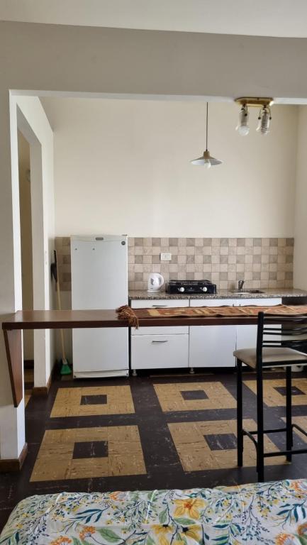 Monoambiente centro de Mendoza a una cuadra Peatonal Sarmiento - 5