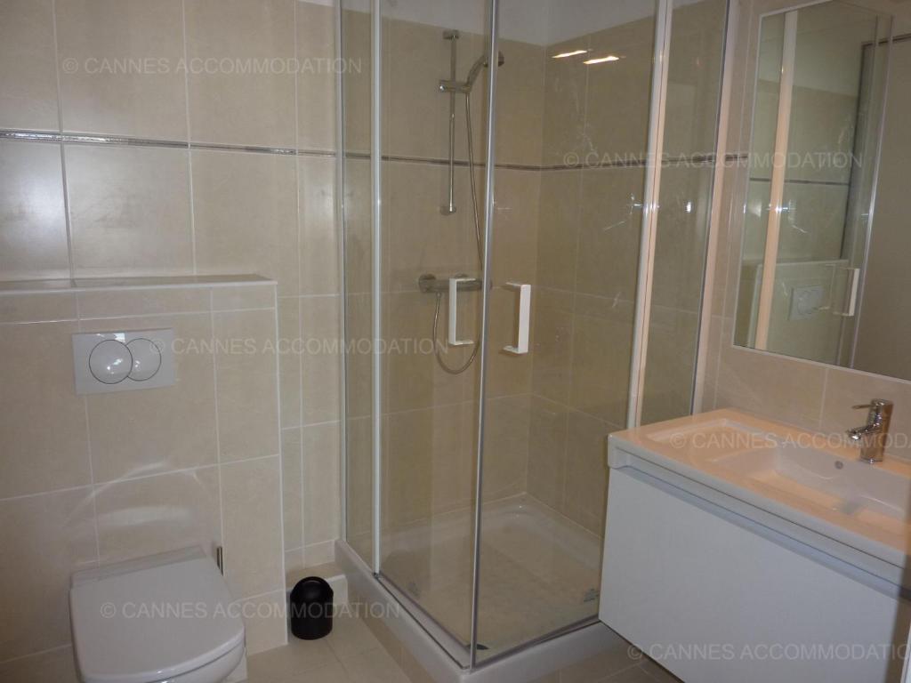HSUD0784 Plaza 1 - 3