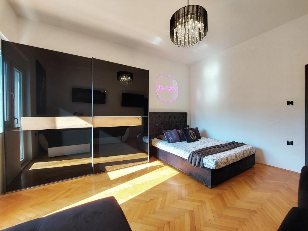 Mini Palais - Beachfront, 5 min center, terrace photo