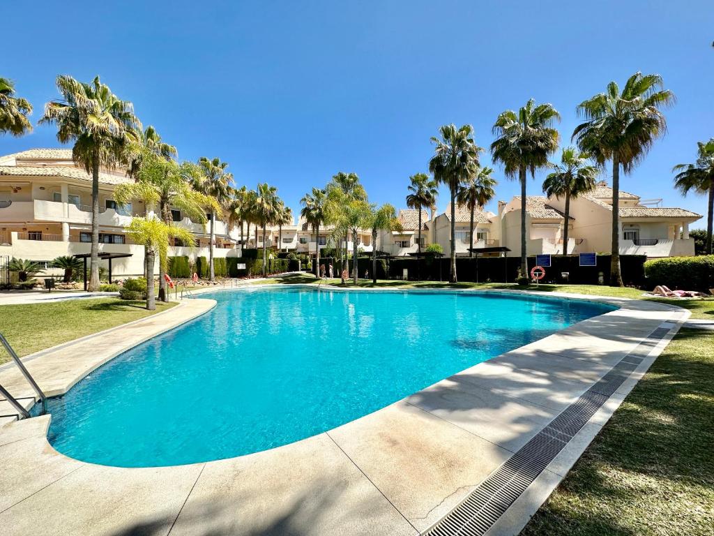 El Arenal Townhouse By The Beach With Swimming Pool - EaW Homes - 5