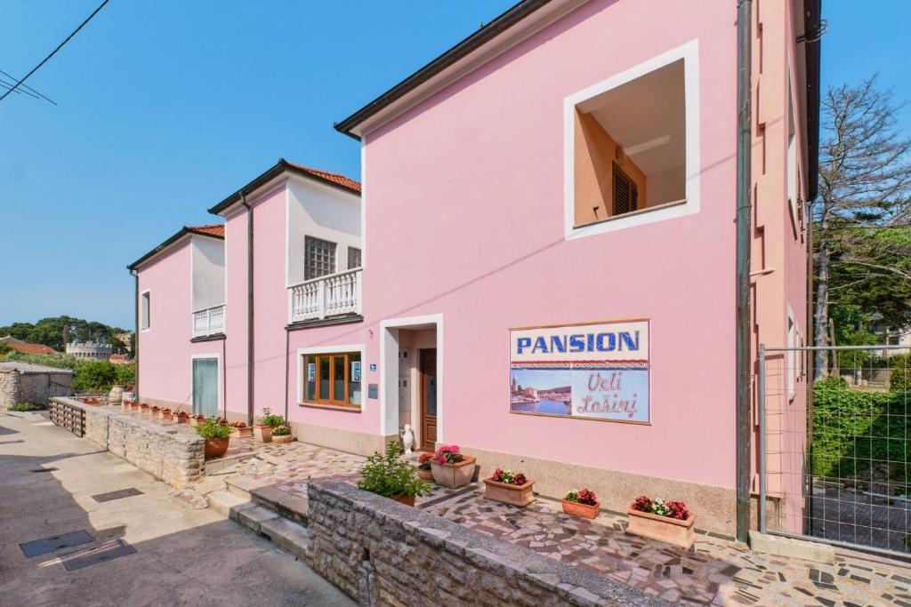 Rooms with a parking space Veli Losinj, Losinj - 21045, Veli Lošinj