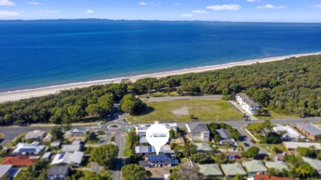 Coastal Clan & Canine Cottage, Woorim