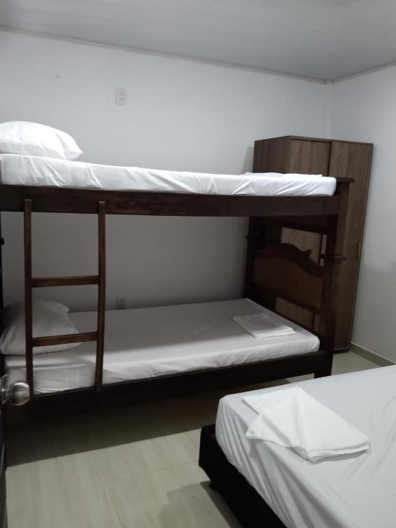 Apartamento independiente en casa - 5