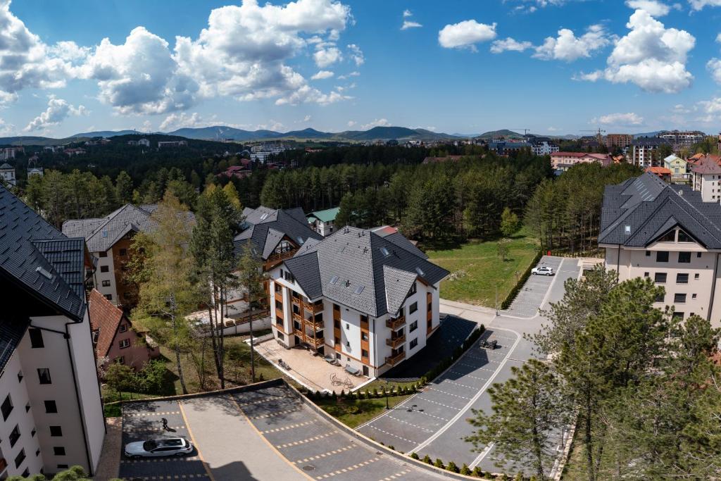 Idila Lux - 4