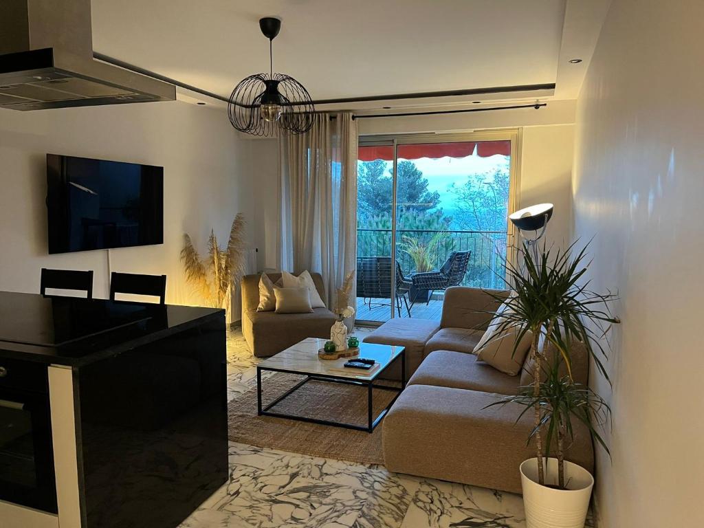 Beautiful apt - 10mn walk from beach - 5