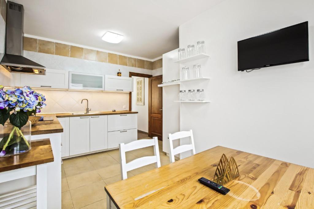 Villa Flora - VipVipVillas - 4