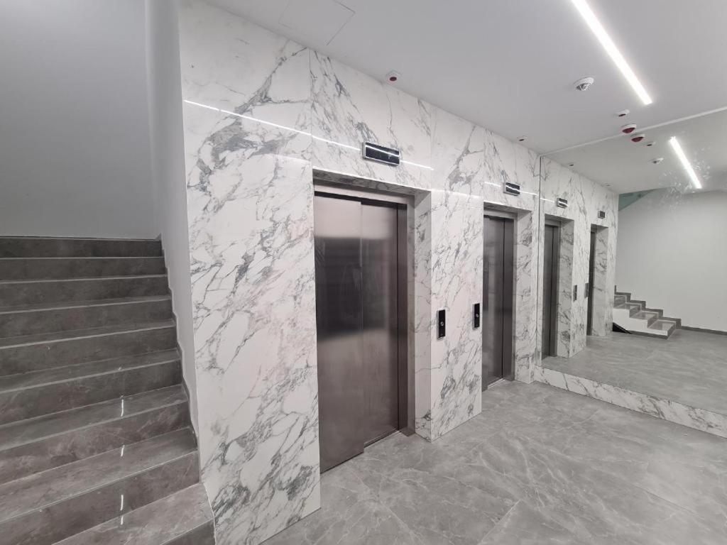 TOMAS LUX APARTMENTS - 4