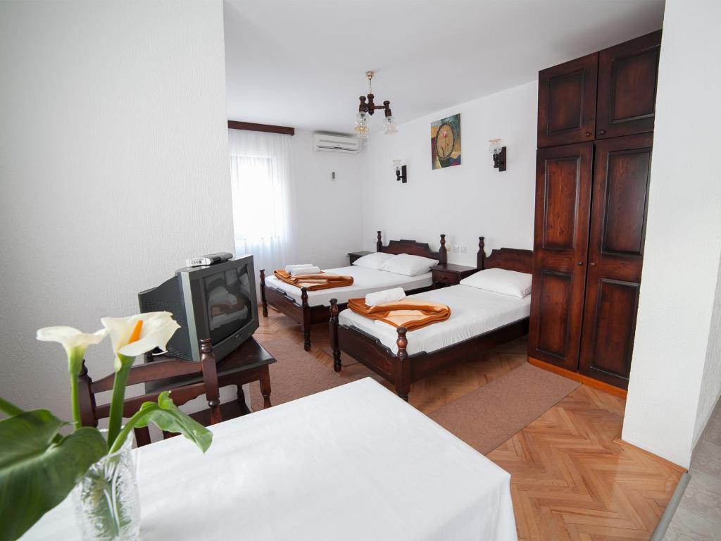 Guest House 4M - 5