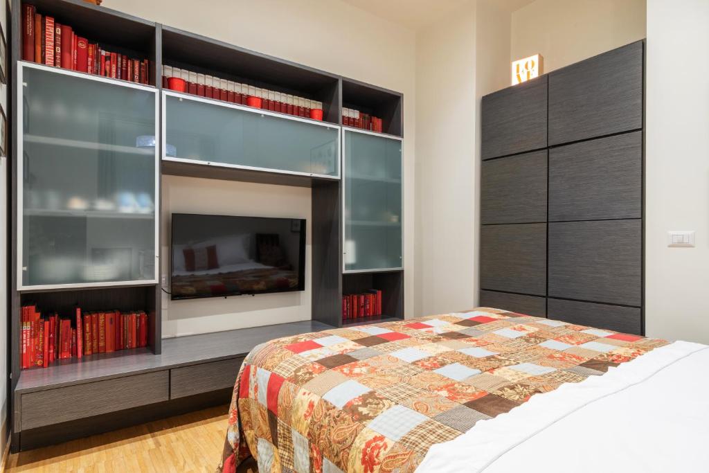 LA CASA COLORATA - Flats in Milan - Bocconi photo