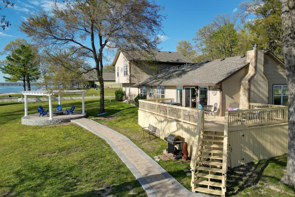 Grand Lake Waterfront Home with Shared Boat Ramp!