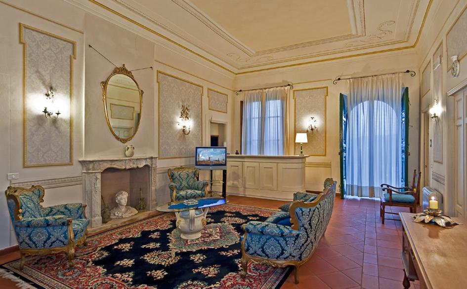 Hotel Villa Cheli photo