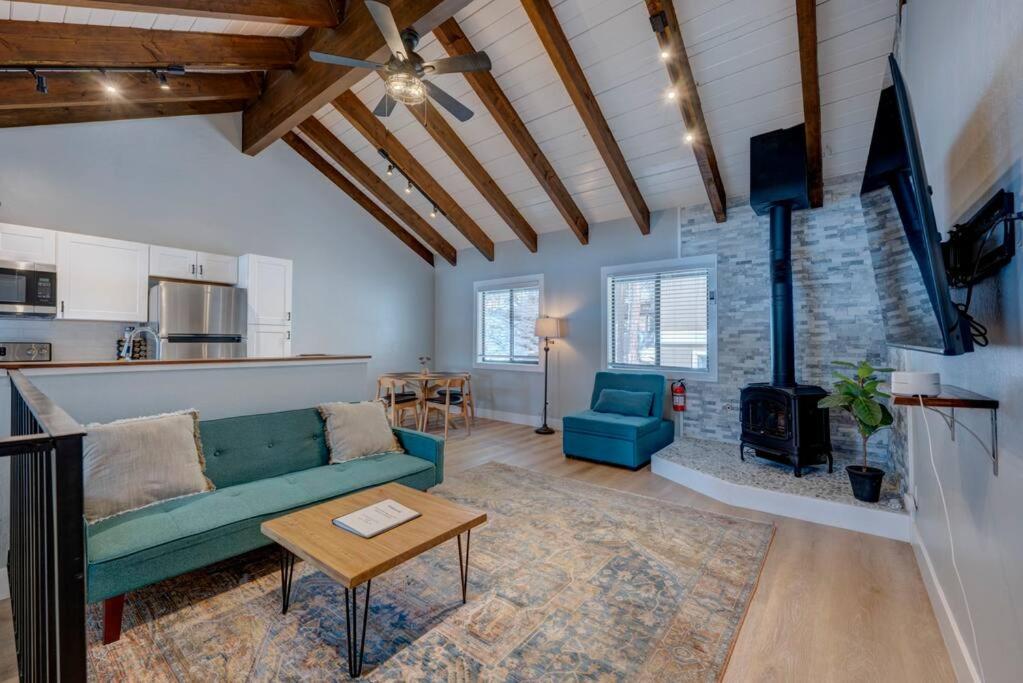 Spacious 1BR Cozy Cabin with Patio & Extra Bed