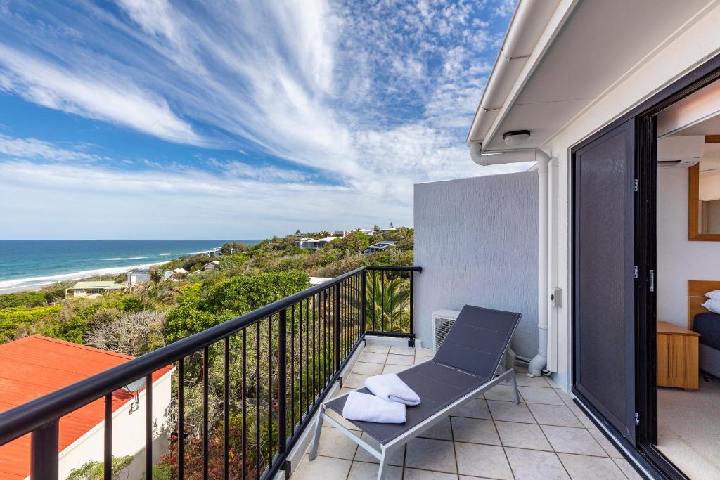 Your home from home with ocean views, Sunshine Beach