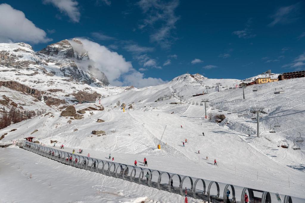 HelloCHALET - Croix du Cervin - 150mt from Cretaz chairlift, central living - 3