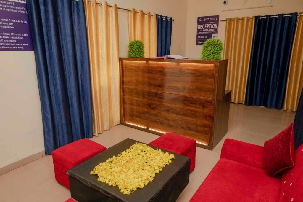POP Hotel Blue Star photo