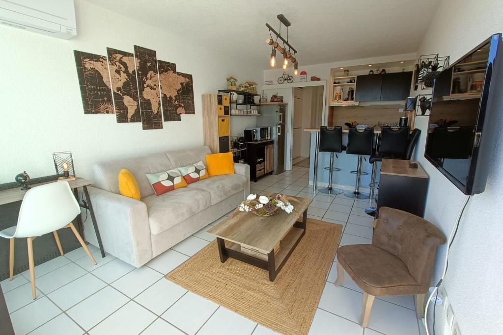 Very functional apartment with sea view - 2