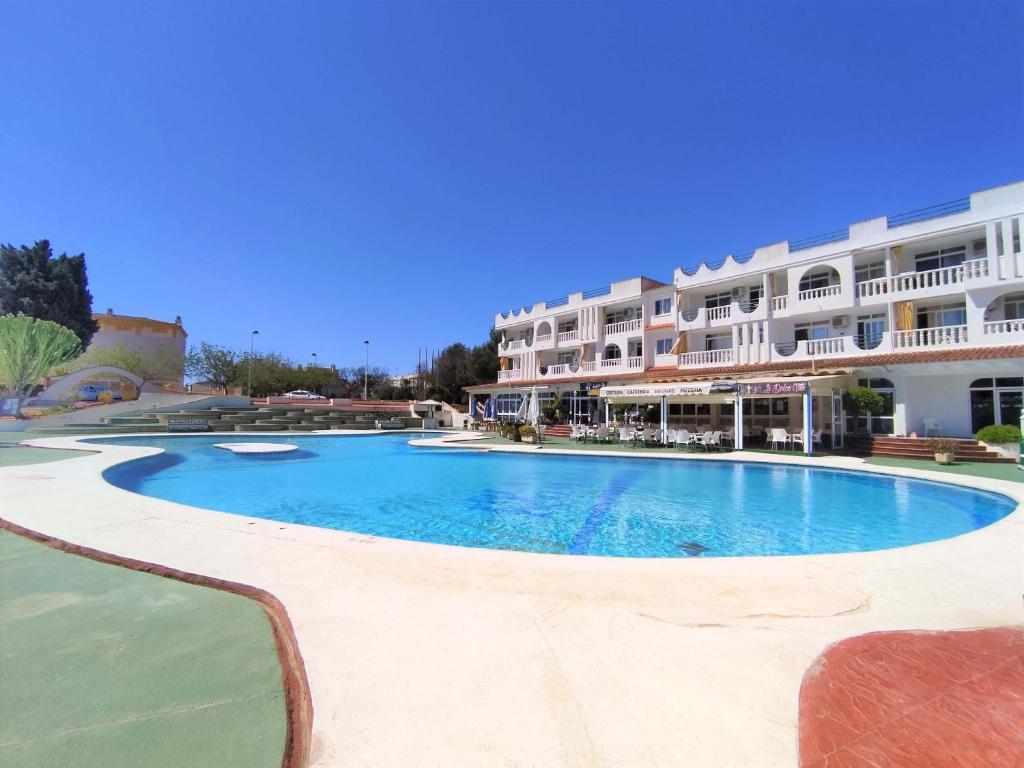 Primera línea Playa Romana - Habitat ALBERT VILLAS - 2