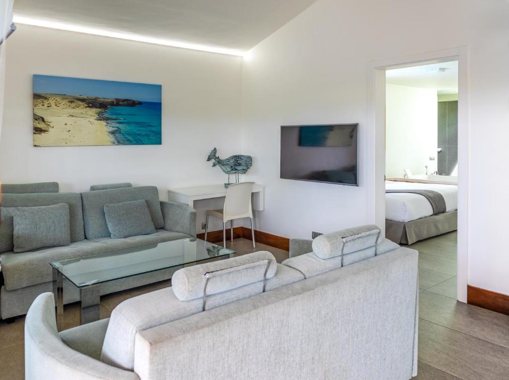Hyde Park Lane Villas — Hotel rooms in Puerto del Carmen, Canary Islands