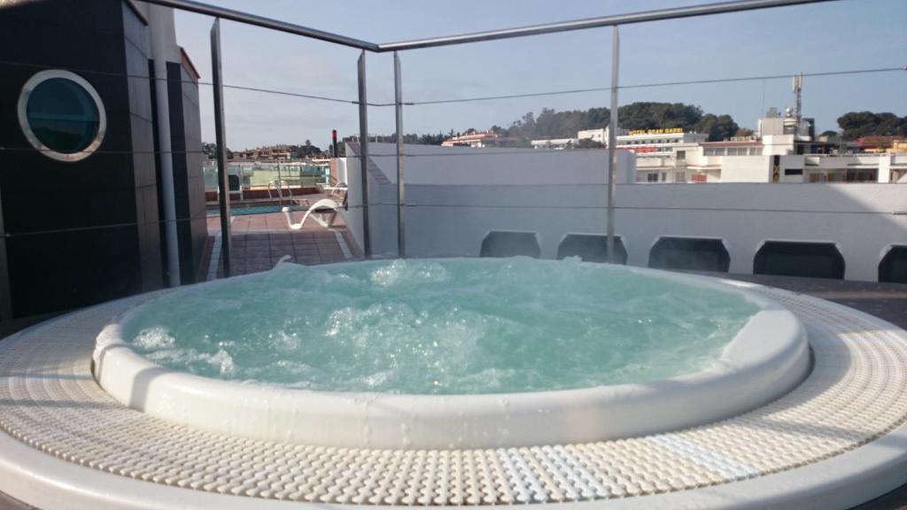 Hotel Astoria Park — Spa in Lloret de Mar, Catalonia