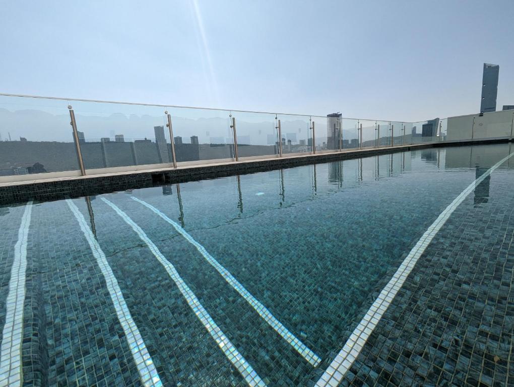 Stylish Panoramic Views City Loft photo